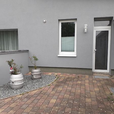 Erdgeschoss-Appartement Mit Seeblick Ahrensbok Esterno foto