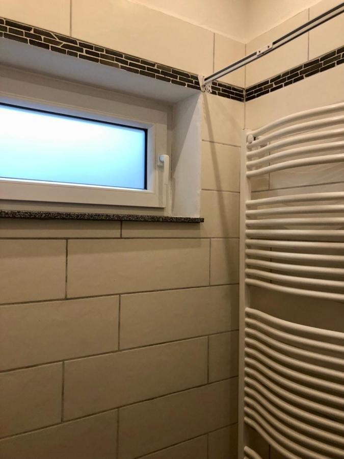Erdgeschoss-Appartement Mit Seeblick Ahrensbok Esterno foto