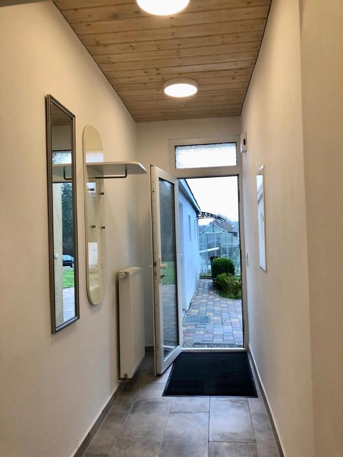 Erdgeschoss-Appartement Mit Seeblick Ahrensbok Esterno foto