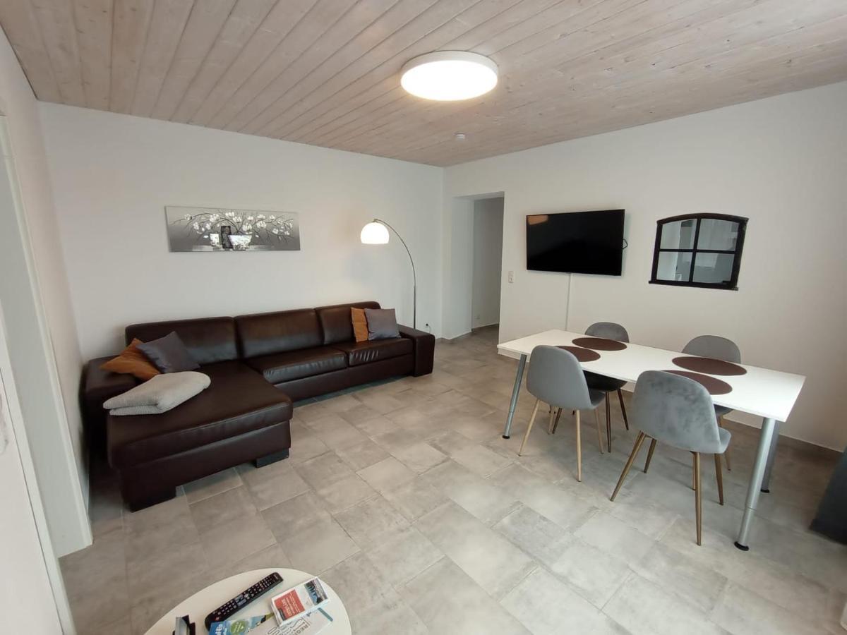 Erdgeschoss-Appartement Mit Seeblick Ahrensbok Esterno foto